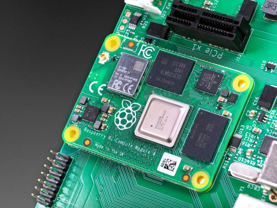 Raspberry Pi Compute Module 4 IO Board